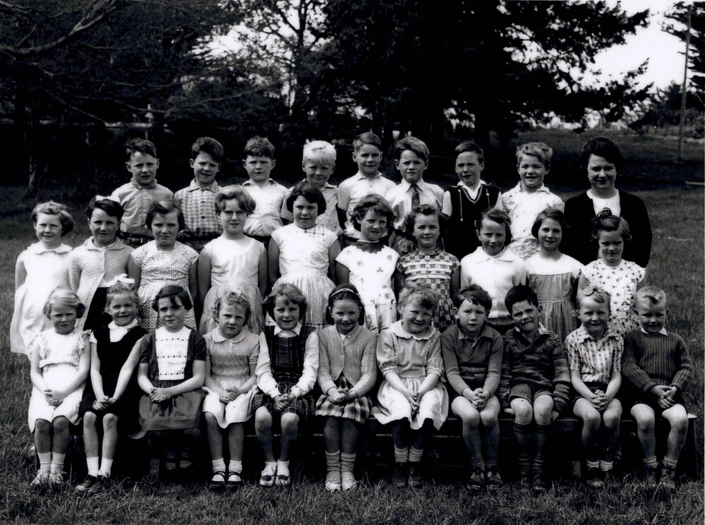 Warepa School Pupils in the 1960s 
