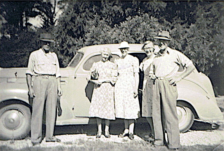 Jack, Flo, Eunice, Bessie, and Bill Taylor
