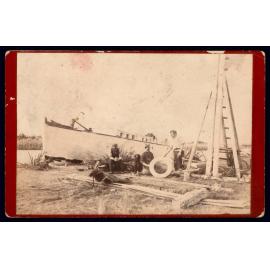 Waihola Lake Hotel Boat, Staffa