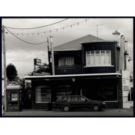 Photograph, Gin's Takeway Balclutha