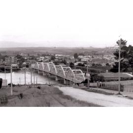 Photograph, New Balclutha Bridge 1935