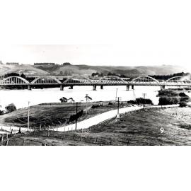 Photograph, New Balclutha Bridge from Hasborough Pl