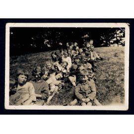 Warepa School Students 1920s 