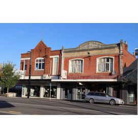 Cafe 55 and Balclutha iSite 2023