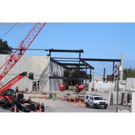 Construction of Te Pou Ō Mata-au