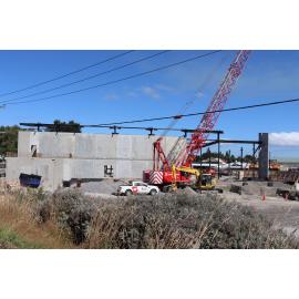 Construction of Te Pou Ō Mata-au