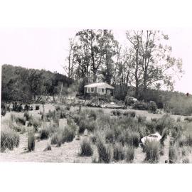 A Home in the Bush, Lake Mahinerangi