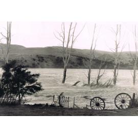 Stormy Lake Mahinerangi, Easter 1970