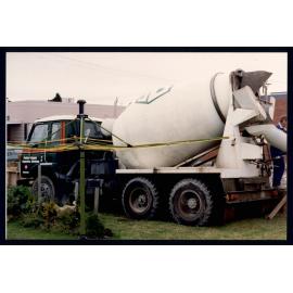 Concrete Truck Backwall, Balclutha Library Extension 1993