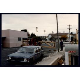 Lifting Framing on Stewart St, Balclutha Library Extension 1993