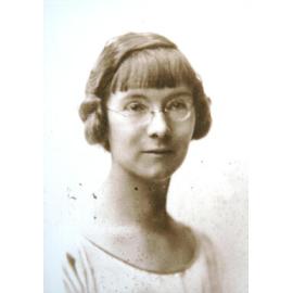 Bessie Muir Taylor nee Sheddan