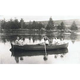 Rowers on Lake, Ashley Downs