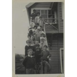 Beaumont School visit Dunedin Railway Station